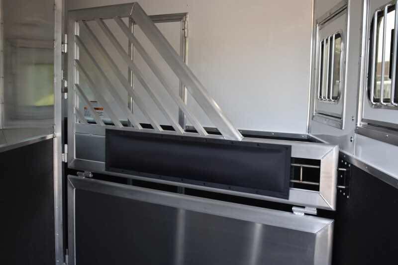 2021 Lakota BIGHORN 8316SRGLQ 3 Horse Trailer with 16' Short Wall - Image 11